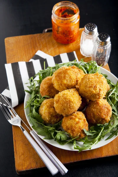 arancini ile peynir ve ' nduja