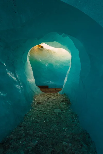 Hielo Azul Glaciar Dentro —  Fotos de Stock