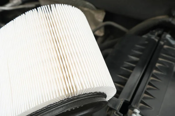 White New Fresh Intake Air Filter Vehicle Maintenance Car Servicing — Stock Photo, Image