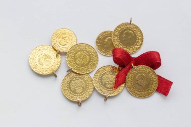 Geleneksel Türk altınları (Türkçe adı: Ceyrek altin)