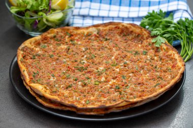 delicious fresh turkish pizza Lahmacun