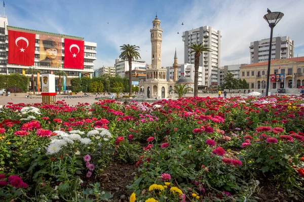 Izmir Turquía Diciembre 2020 Izmir Old Clock Tower Konak — Foto de Stock