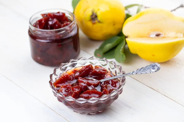 Jam Pears White Wooden Background — Fotografia de Stock