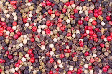 Çeşitli biber baharatlarını yakın.