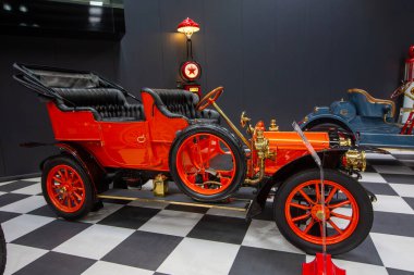 İzmir - Türkiye, 01 Mayıs 2025, Key Museum, Torbali - İzmir 'in en kapsamlı klasik araba ve motosiklet müzesi