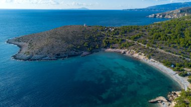Elinda ya da Elinta sahillerinde turkuaz su, yukarıdan manzara, Chios Adası, Yunanistan.