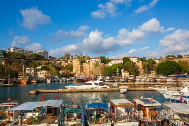 Antalya - Türkiye, 24 Ekim 2025, Antalya Eski Kent Limanı veya Kaleici, Türkiye