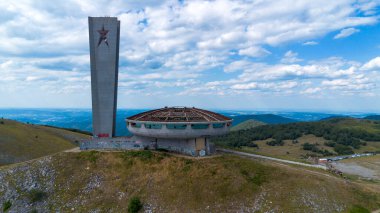 Buzludzha - Bulgaristan. 3 Ağustos 2025, Bulgar Komünist Partisi Anıtı Komünizm Anıtı sembolü