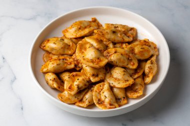 Hingel manti ve patates çok lezzetli.