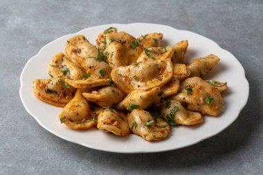 Patates hindiba manti çok lezzetli.