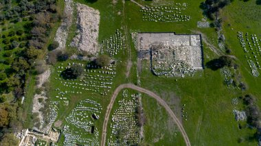 Eski Teos şehrinin insansız hava aracı görüntüsü. Seferihisar - Türkiye