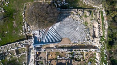 Eski Teos şehrinin insansız hava aracı görüntüsü. Seferihisar - Türkiye