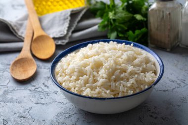 Yasemin pilavından pilav.