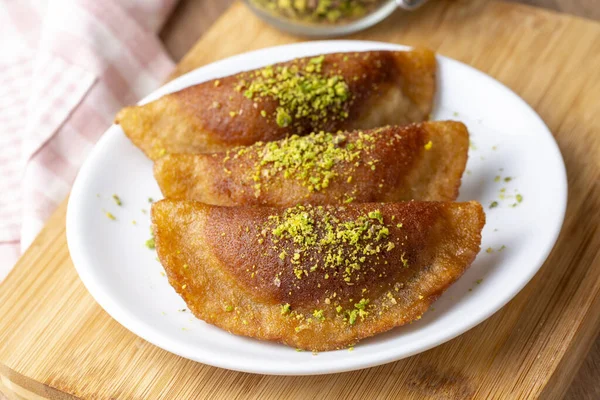 Geleneksel Türk Tatlısı Kadayif