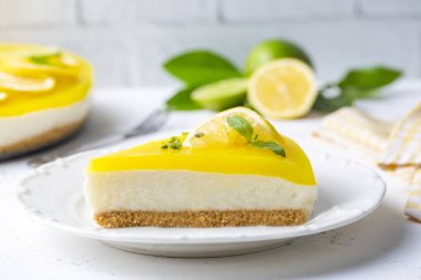Lezzetli görünümlü limonlu cheesecake. Yemek konsepti fotoğrafı.
