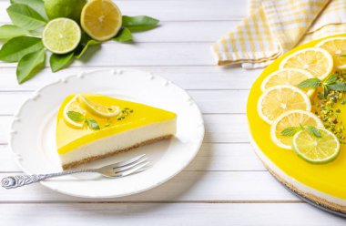 Lezzetli görünümlü limonlu cheesecake. Yemek konsepti fotoğrafı.