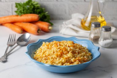 Türk mutfağı; havuç pirinç pilavı (Türkçe adı; Havuclu pilav)