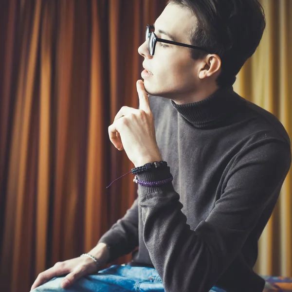 Handsome young man in eye glasses — ストック写真