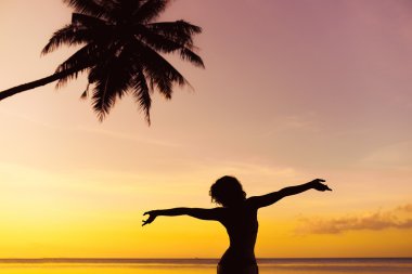  Güzel seksi kız silüeti