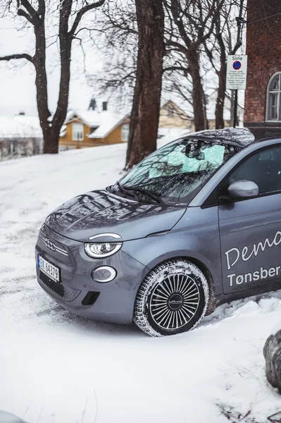 Tonsberg Norwegia Januari 2021 Fiat 500 Silver Adalah Mobil Listrik — Stok Foto