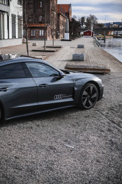 Skien Norveç Nisan 2021 Gri Audi Tron Yeni Bir Elektrikli — Stok fotoğraf
