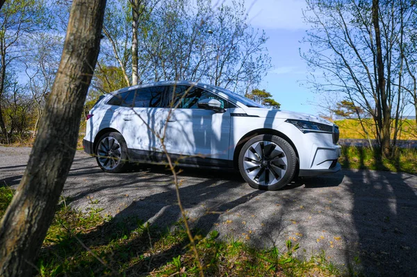 Tonsberg Norsko Května 2021 Bílá Škoda Enyaq Suv Elektrické Auto — Stock fotografie