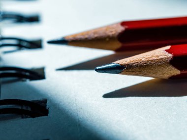 Halka klasörünü gösteren iki kalemi kapat..