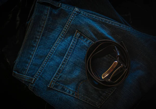 Lederen Riem Een Casual Garderobe Accessoire Mooie Leren Riem Jeans — Stockfoto