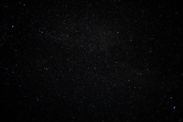 звездное небо в северном полушарии, звезды в небе летом июля 2021 года.