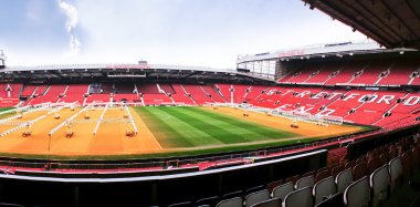 Manchester, İngiltere - 17 Şubat: Manchester, İngiltere Old Trafford stadyum üzerinde 17 Şubat 2014. Eski Trafford stadyum Manchester United ev.