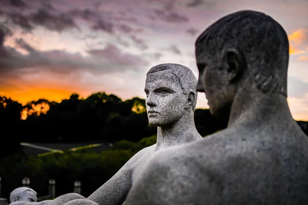 Říjen 10Th 2015 Sculptures Parku Vigeland Sculpture Úžasný Západ Slunce — Stock fotografie