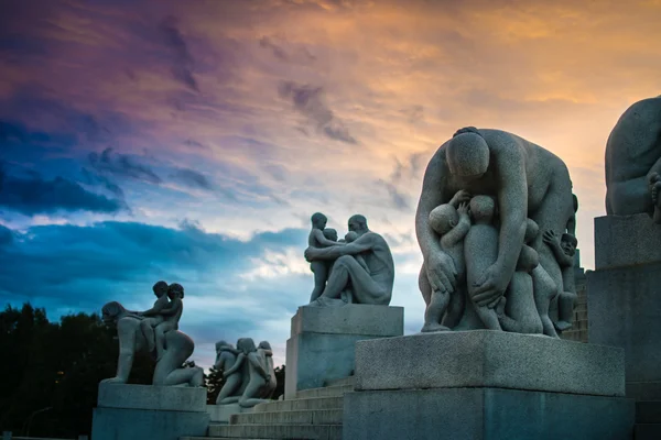October 10Th 2015 Sculptures Vigeland Sculpture Park Amazing Sunset Oslo — Stock Photo, Image