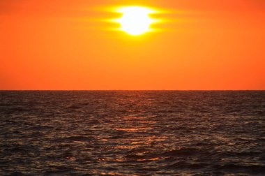Sri Lanka 'dan Hint Okyanusu üzerinde güzel bir gün batımı