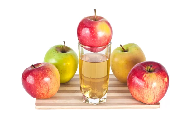 Elma ve suyu kompozisyon