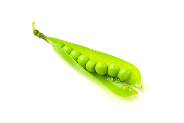 Pea pod och pea frön på vit — Stockfoto