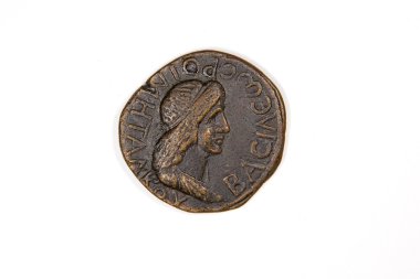 Vintage Bronz sikke ile portre beyaz bir arka plan üzerinde