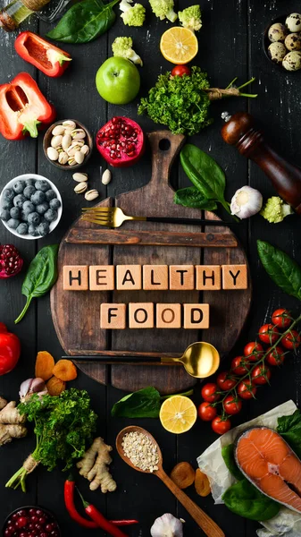 Lebensmittel Hintergrund Eine Reihe Gesunder Und Sauberer Lebensmittel Gemüse Obst — Stockfoto