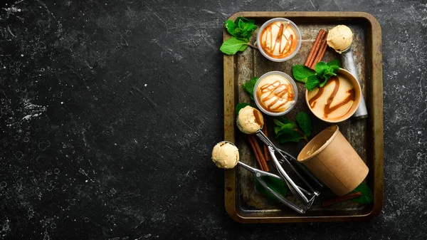 Caramel Ice Cream Mint Salted Caramel Ice Cream Spoon Black — Stock Photo, Image