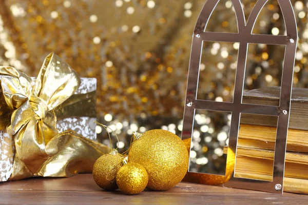 Μπάλα Για Χριστουγεννιάτικο Δέντρο Χριστουγεννιάτικα Κουτιά Δώρου Διακοσμήσεις — Φωτογραφία Αρχείου