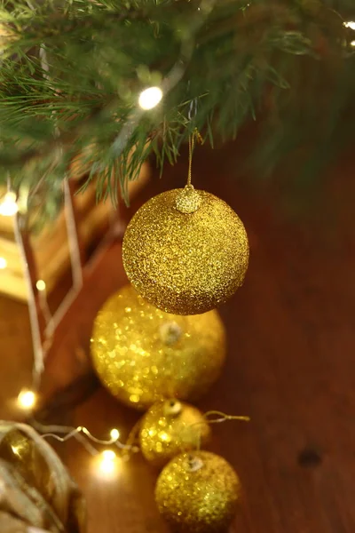 Fond Noël Avec Boules Décorations Sur Table Bois — Photo