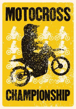 Motokros Şampiyonası tipografik klasik grunge tarzı poster. Motosikletli bir motokros binicisinin silueti. Retro vektör illüstrasyonu.