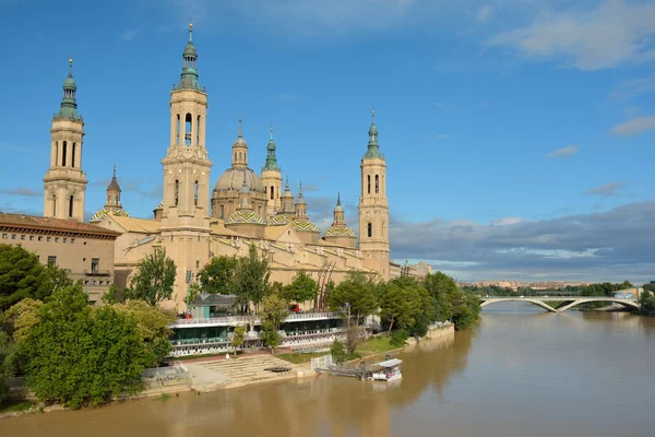 Ayağı Bazilikası: Zaragoza