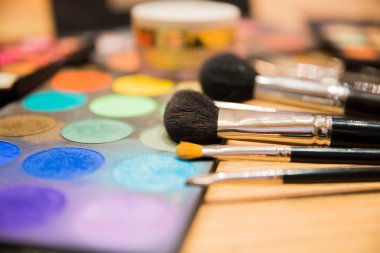 bir makyaj için fırçalar