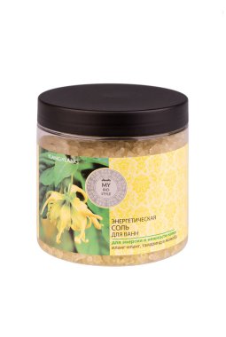 Moskova, Rusya - 08 / 26 / 2020: banyo için enerji tuzu, ylang ylang, Jojoba