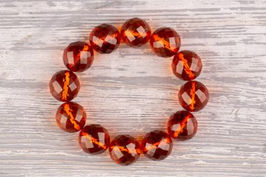 Doğal brendi kehribar bileziği, 18 mm çaplı elmas kesimli boncuklar, 12 boncuklu bilezikler.