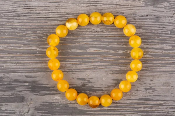 Toplar şeklinde doğal kraliyet kehribar bileziği