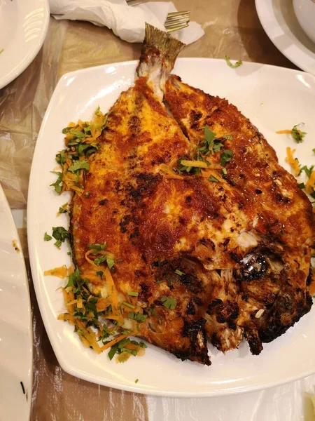 Arap usulü ızgara balık. 