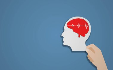 El ele tutuşan beyin şekli kırmızı kalp atışlı mavi arka planda fotokopi alanı ile. Zihinsel sağlık ve zihinsel sağlık kavramı. Boşluğu Kopyala