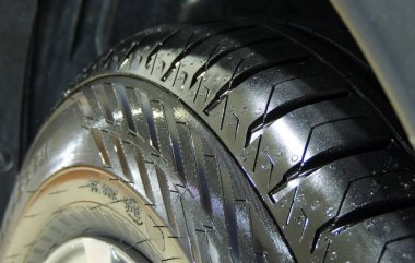 Lastik Parlatma Sonrası Lastik Tekerleği 