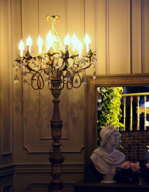 Yaldızlı mum tarzı Duvar lambası klasik lüks iç